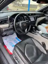 Toyota Camry, 2019-10