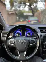 Toyota Camry, 2015-10