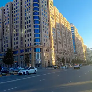 2-комн. квартира, 16 этаж, 50 м², кучаи Айни 63