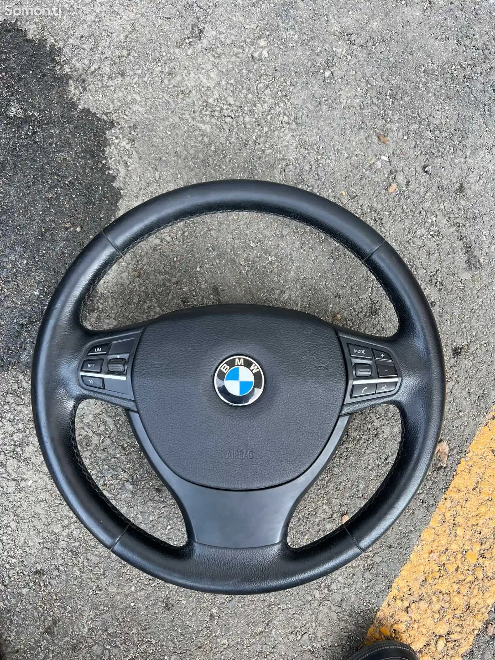 Руль BMW F10-1