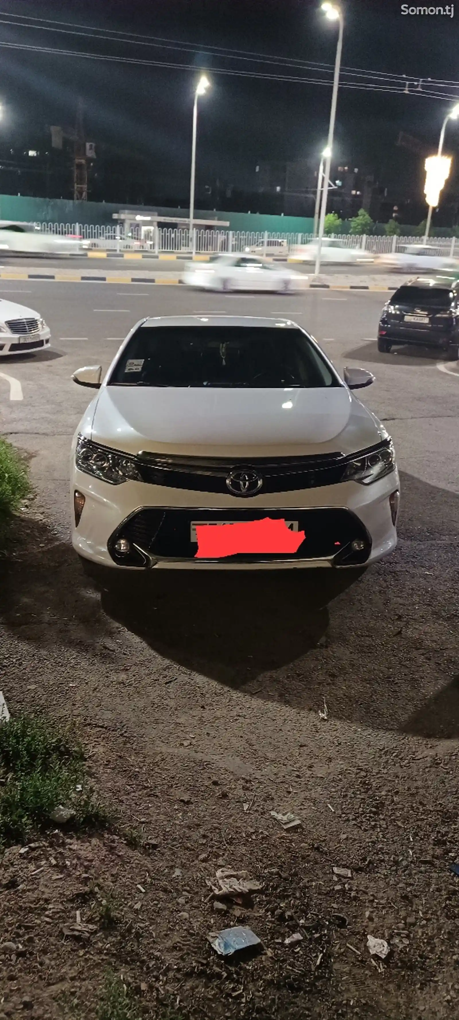 Toyota Camry, 2017-1