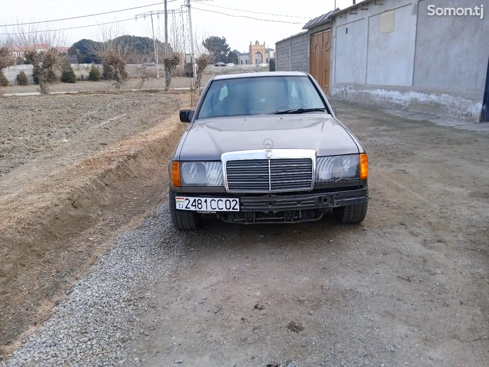 Mercedes-Benz W124, 1989-1