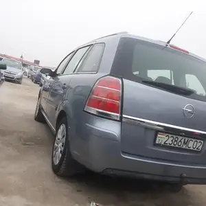 Opel Zafira, 2007