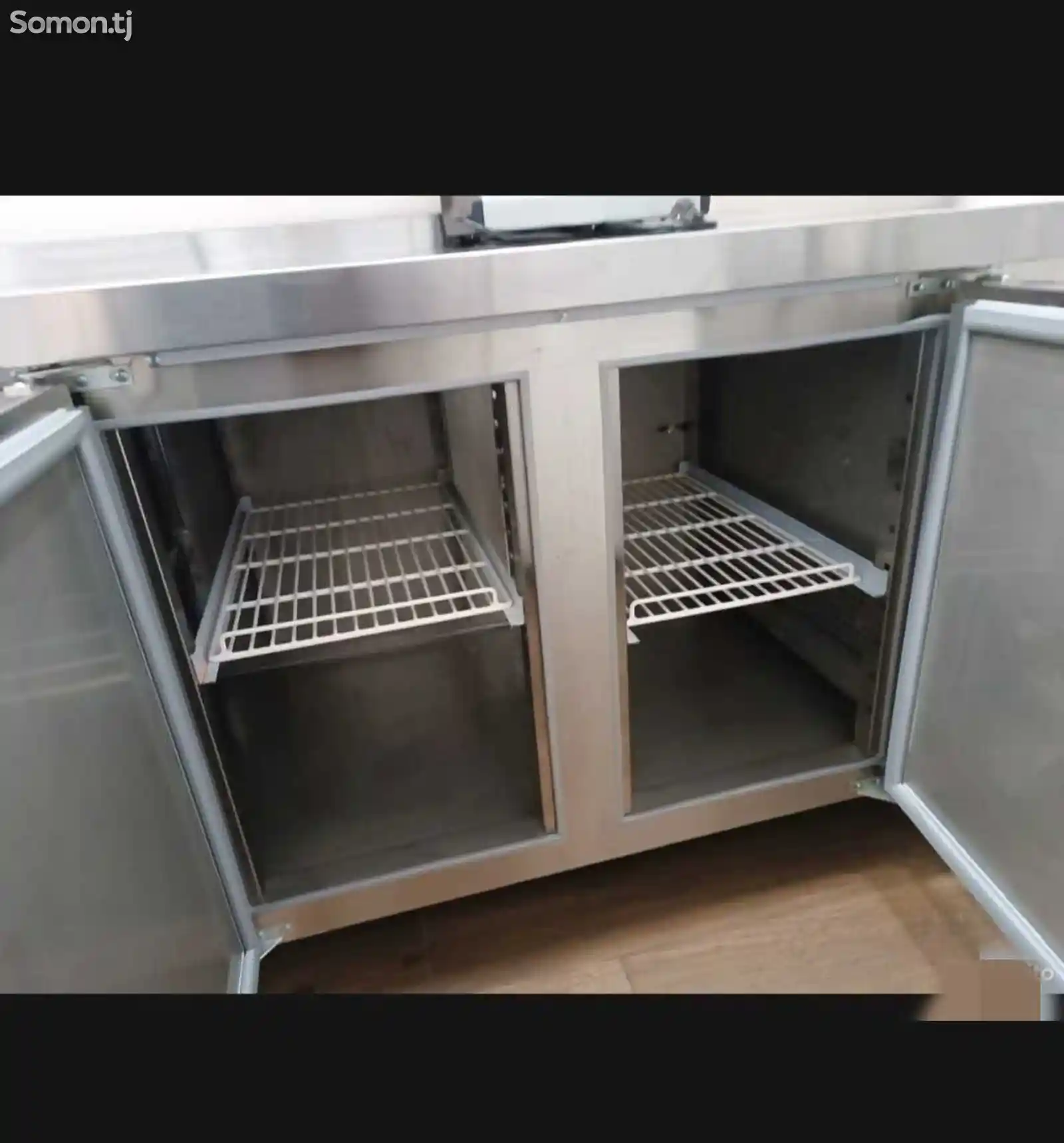 Холодильный столь Haicold TN111-4