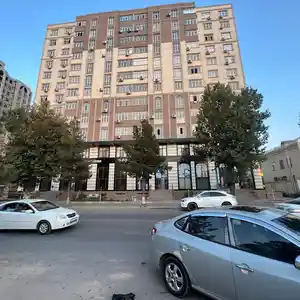 3-комн. квартира, 5 этаж, 86 м², Музыкальная школа