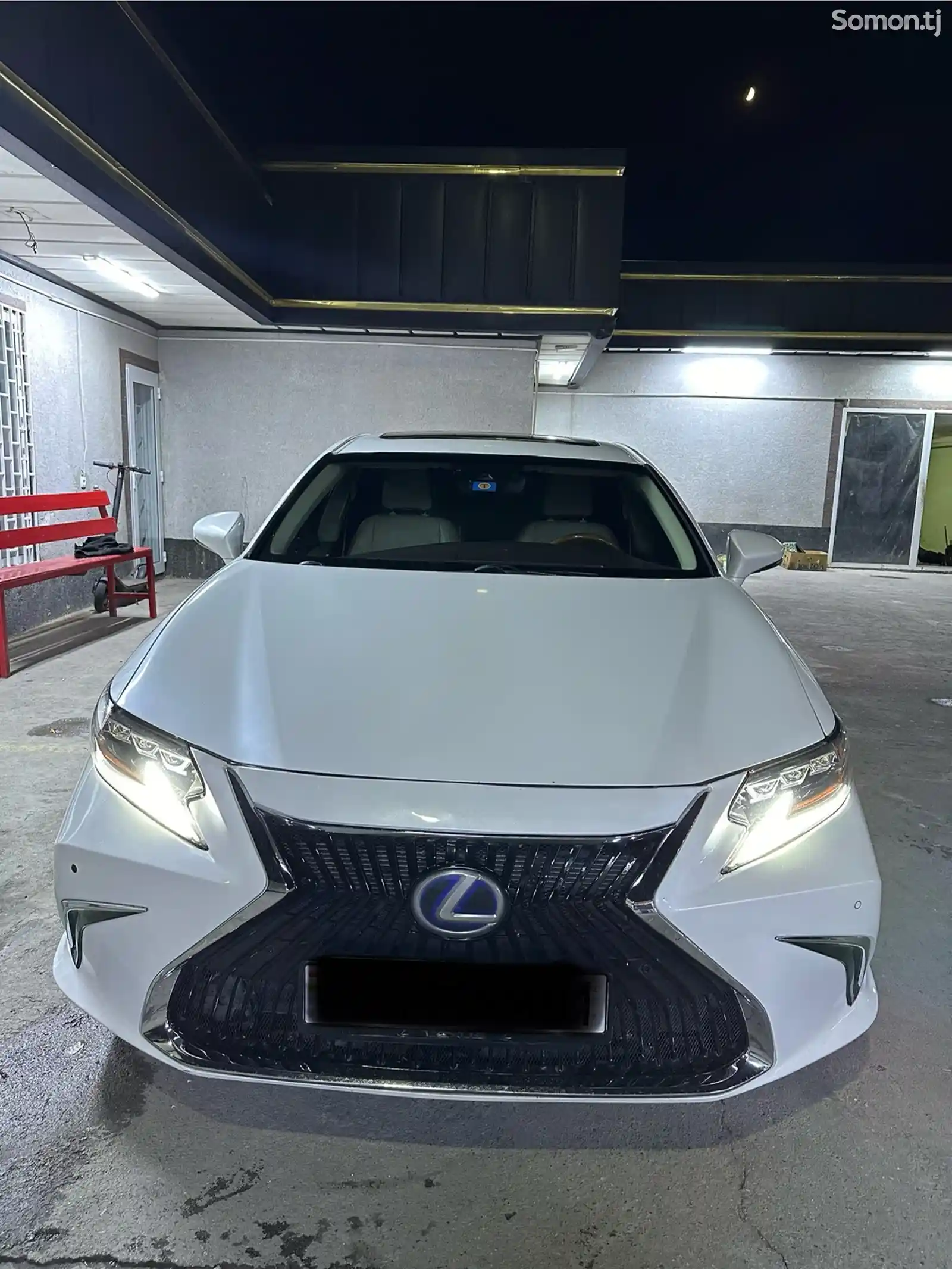 Lexus ES series, 2016-1