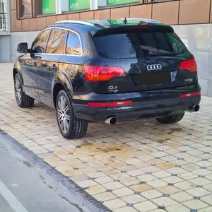 Audi Q7, 2007