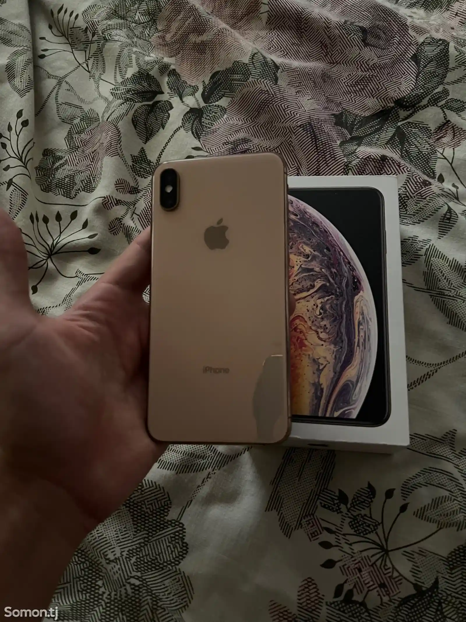 Apple iPhone Xs Max, 64 gb, Gold-1