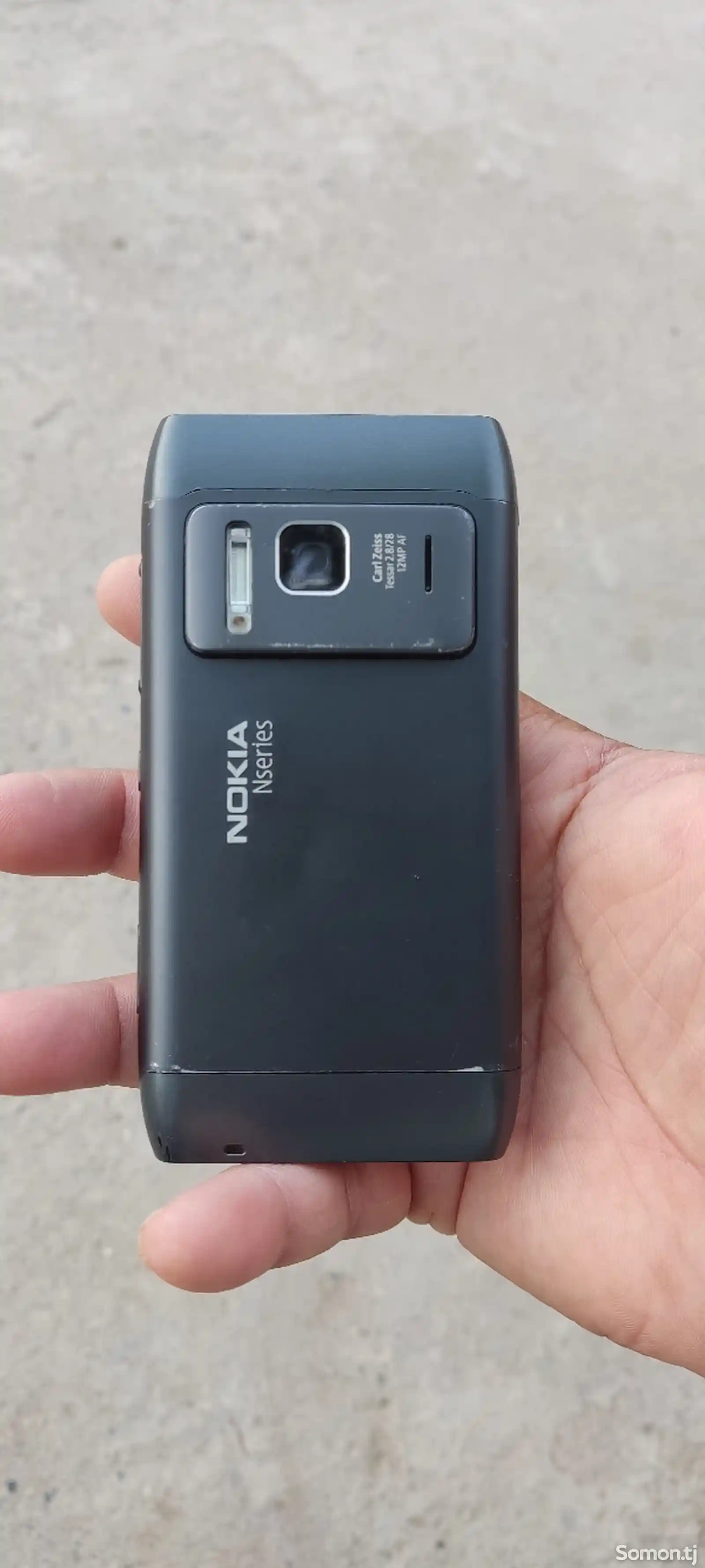 Nokia N8-4