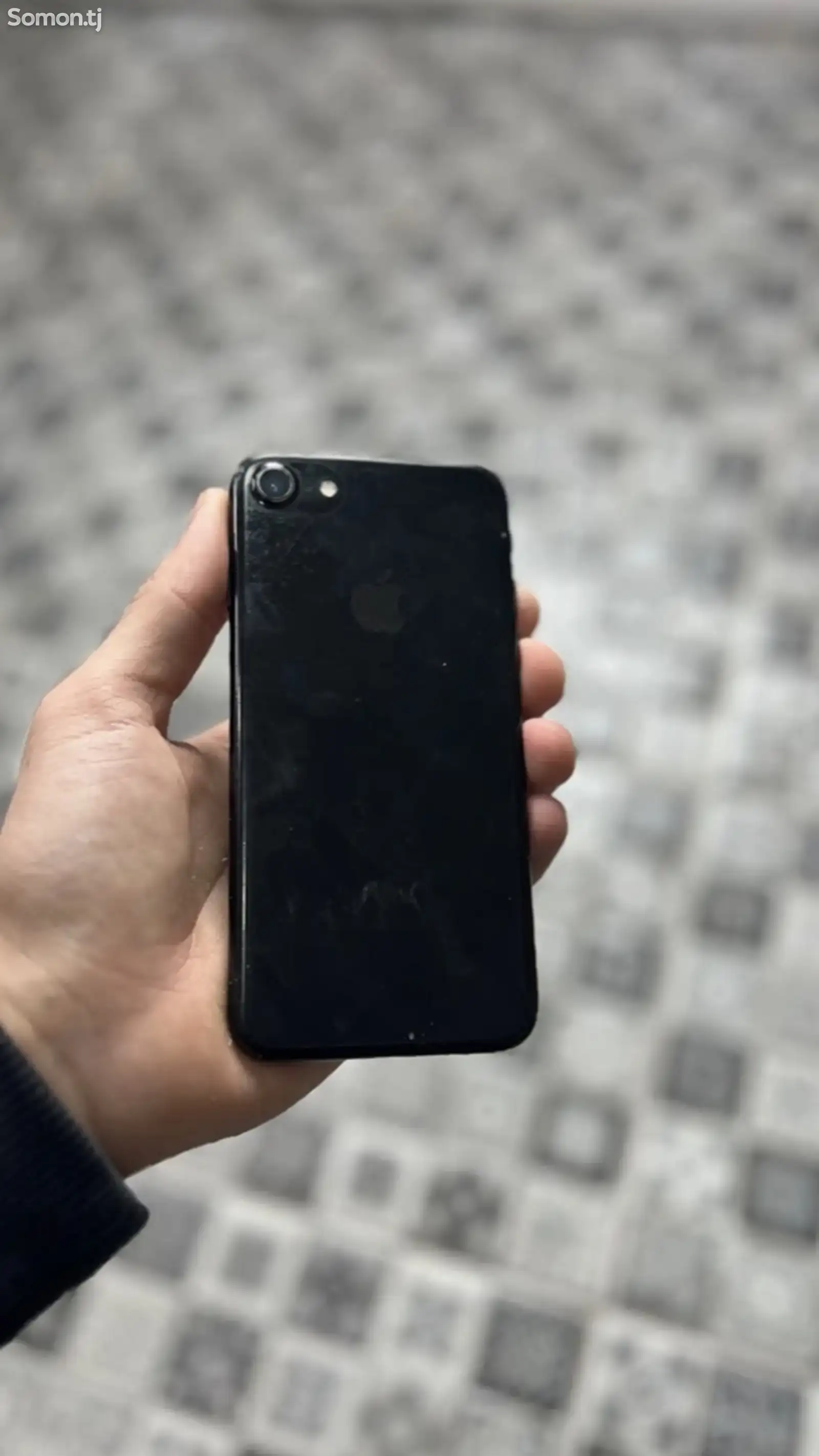 Apple iPhone 7, 32 gb-1