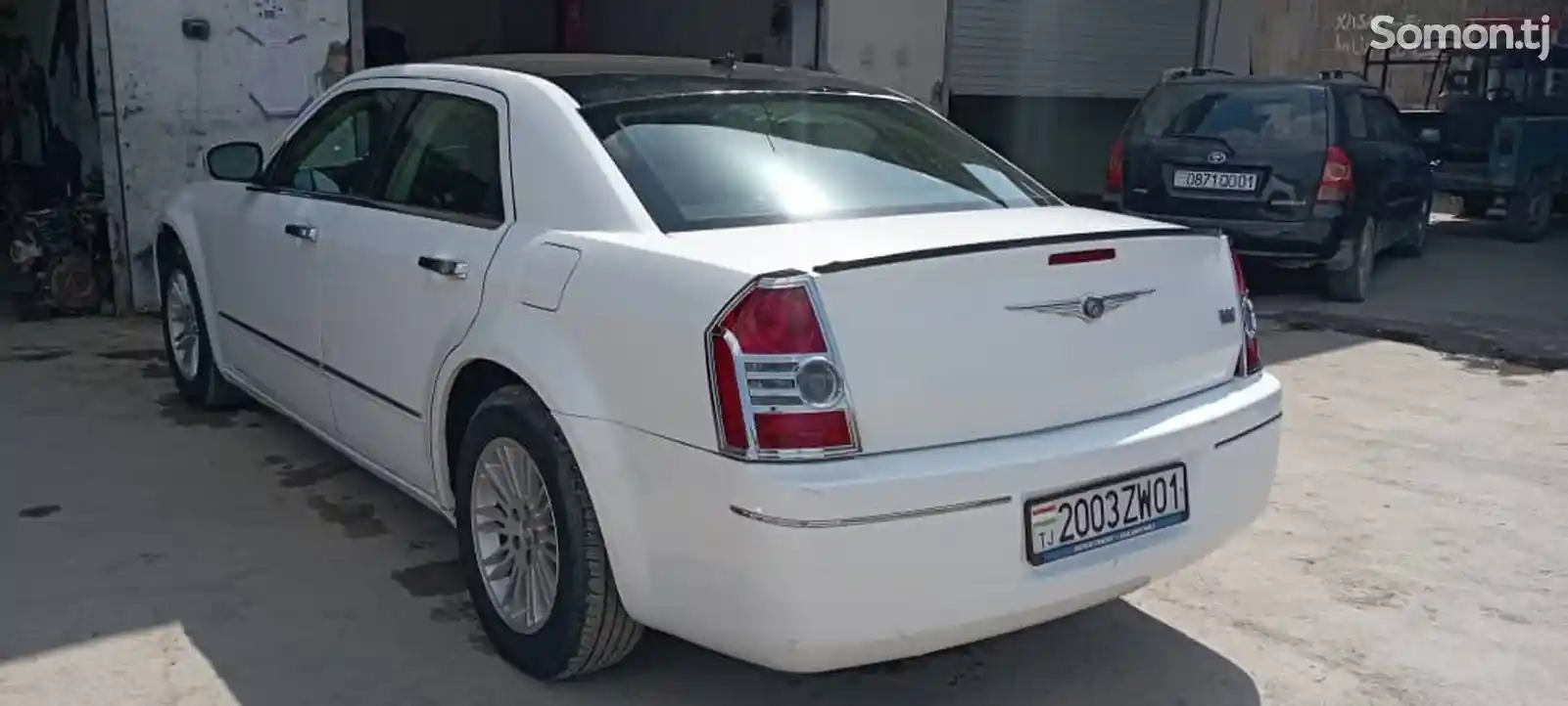 Chrysler 300C, 2009-5