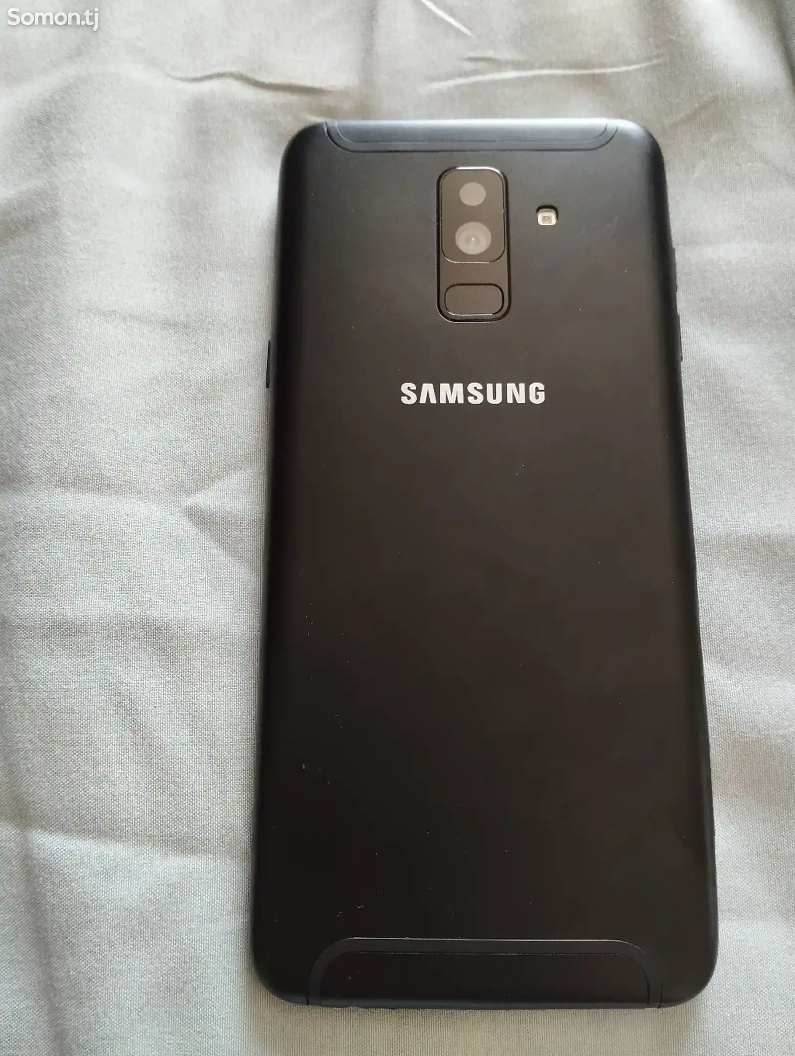 Samsung Galaxy A6 Plus-11