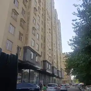 2-комн. квартира, 14 этаж, 76 м², 65мкр