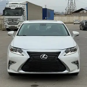 Lexus ES series, 2016