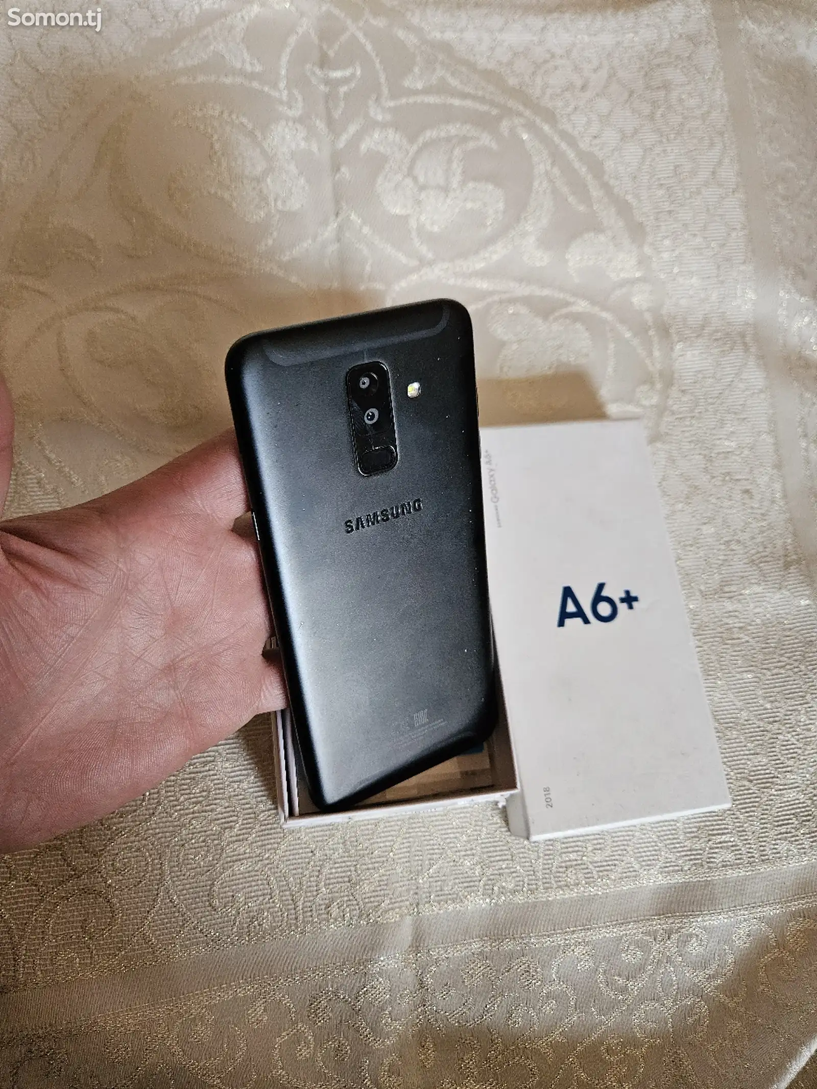 Samsung Galaxy A6 plus