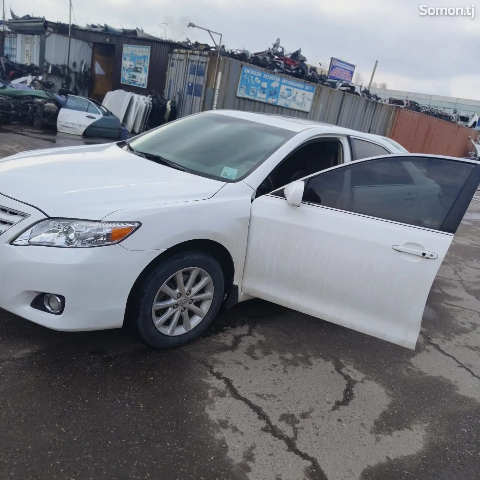 Toyota Camry, 2011-1