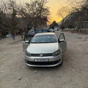 Volkswagen Polo, 2013