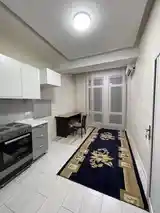 2-комн. квартира, 4 этаж, 52м², Cомони-4