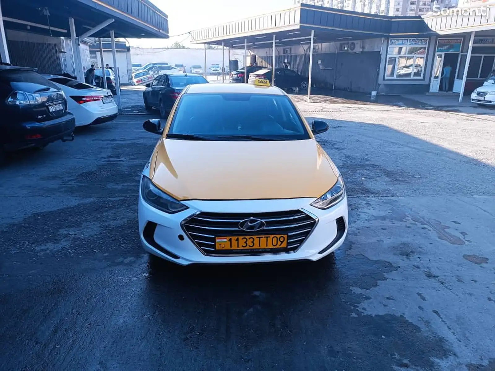 Hyundai Elantra, 2017-1