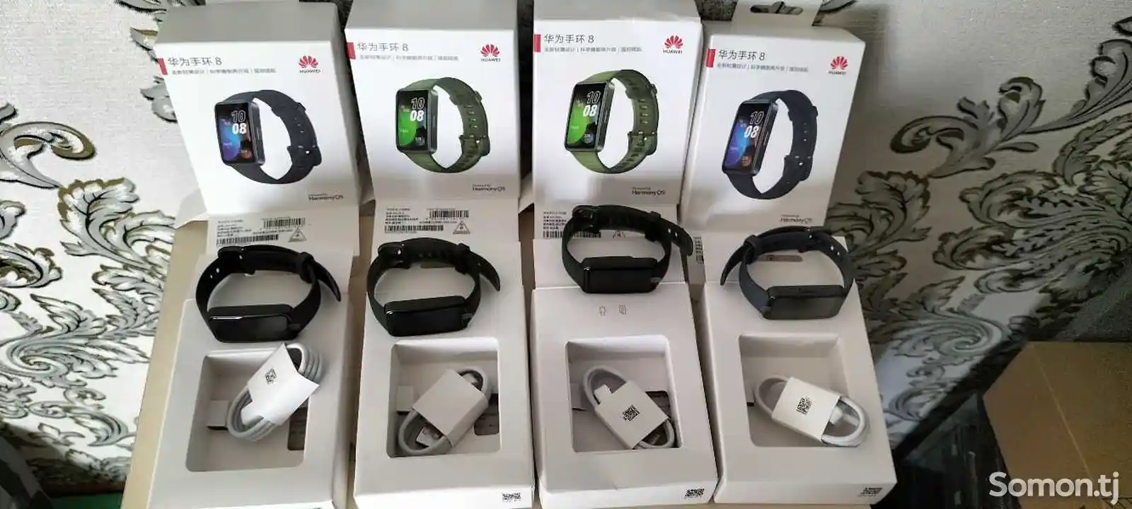 Смарт часы Huawei Band 8-8