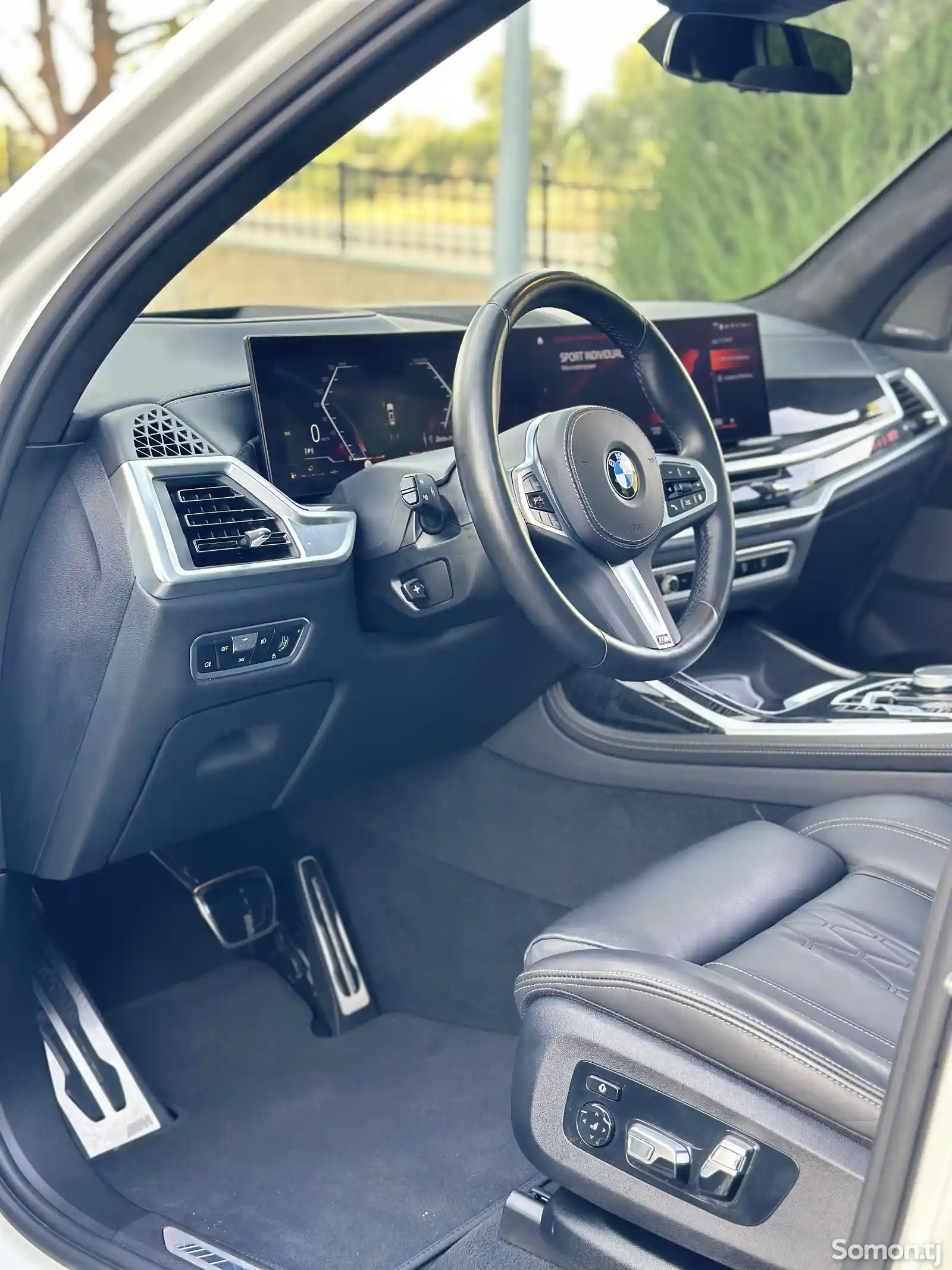 BMW X7, 2023-10