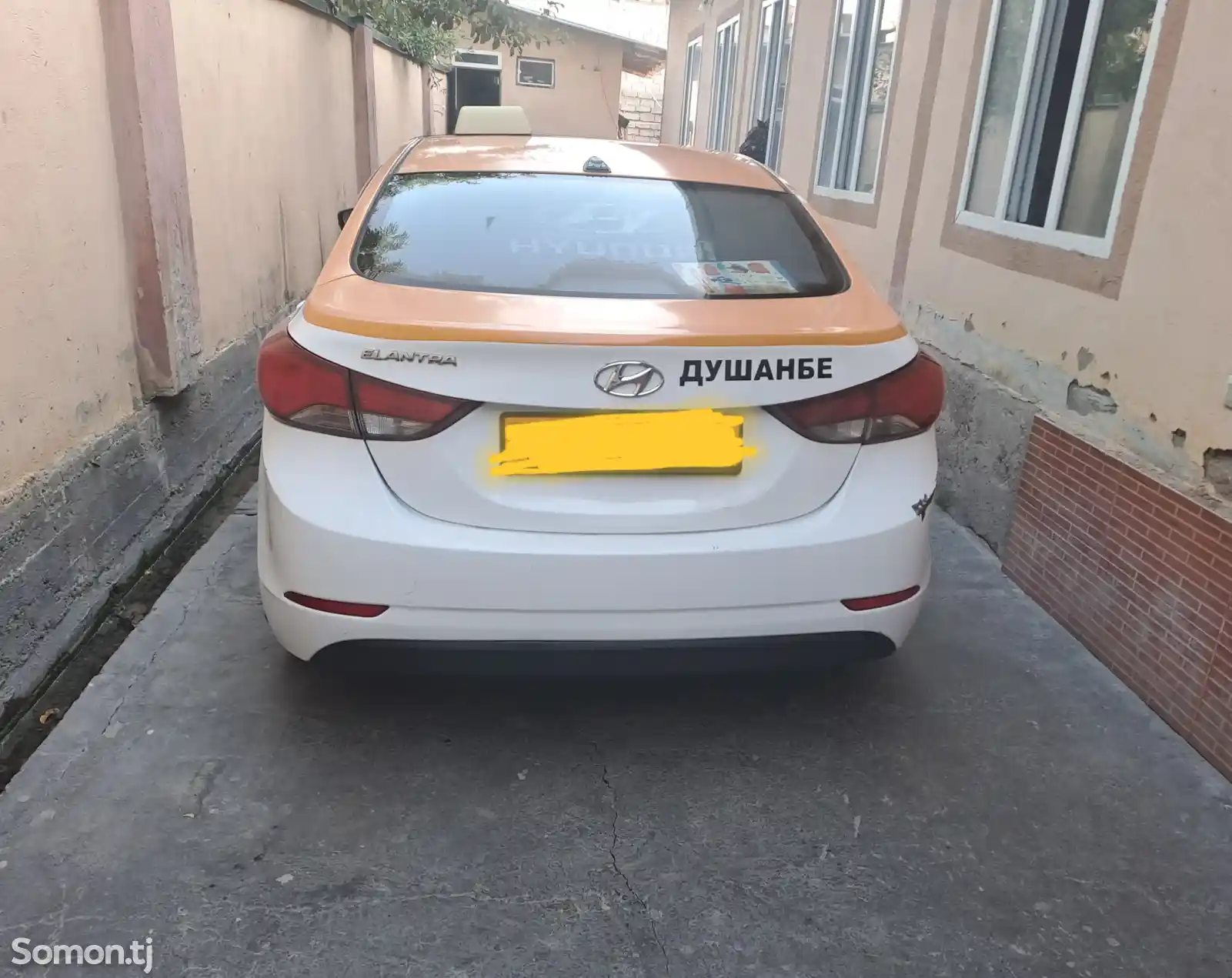 Hyundai Elantra, 2015-11