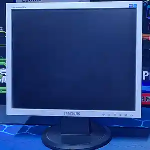 Монитор Samsung SyncMaster 723n