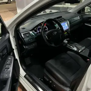 Toyota Camry, 2014