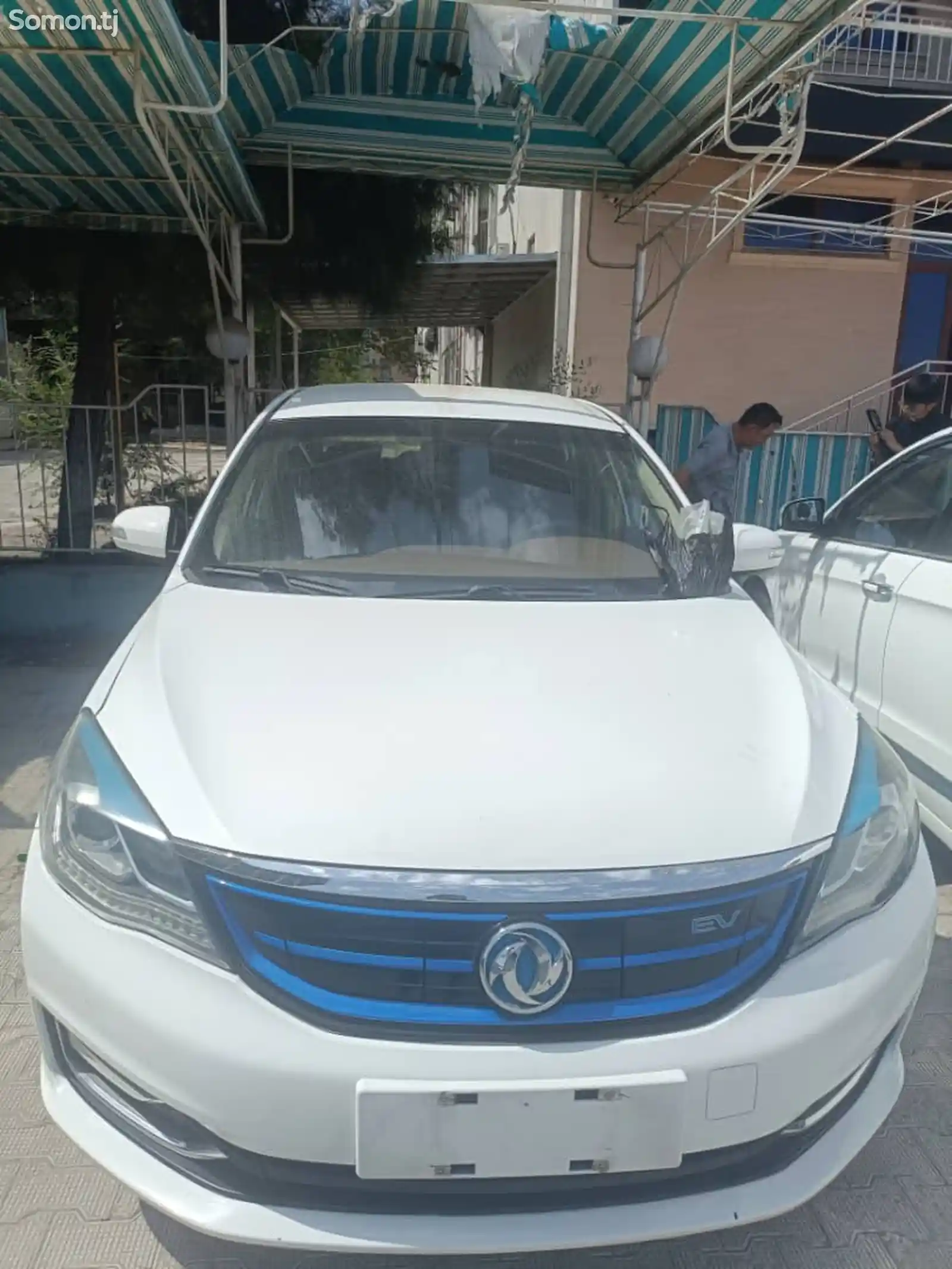 Dongfeng Fenshen E70, 2019-9