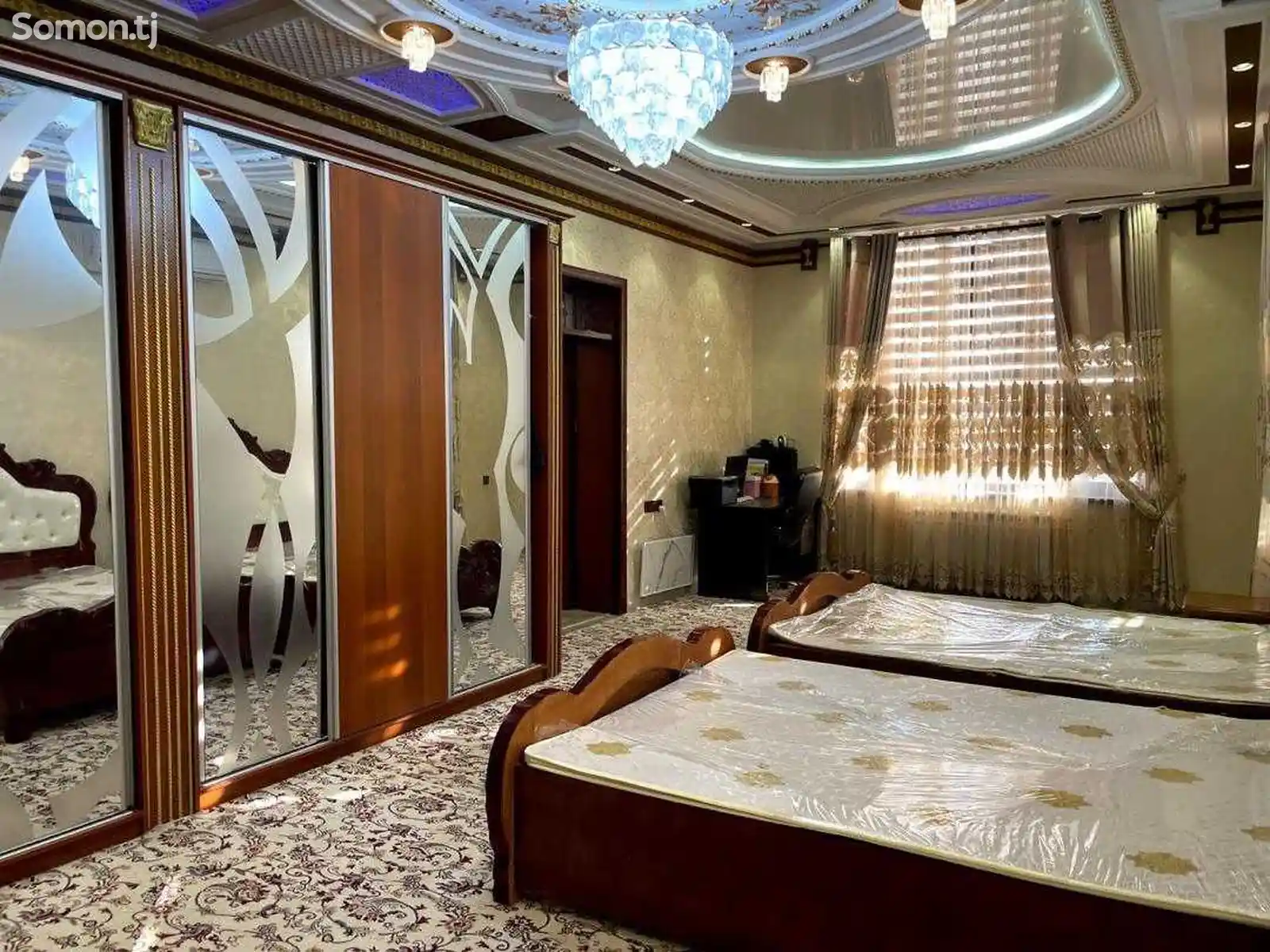 3-этажный, 8 комнатный дом, 750 м², И.Сомони-14