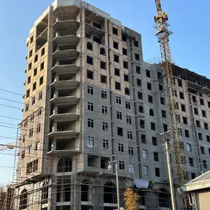 3-комн. квартира, 5 этаж, 140 м², Зелёный бозор, назди хонаи муаллимон