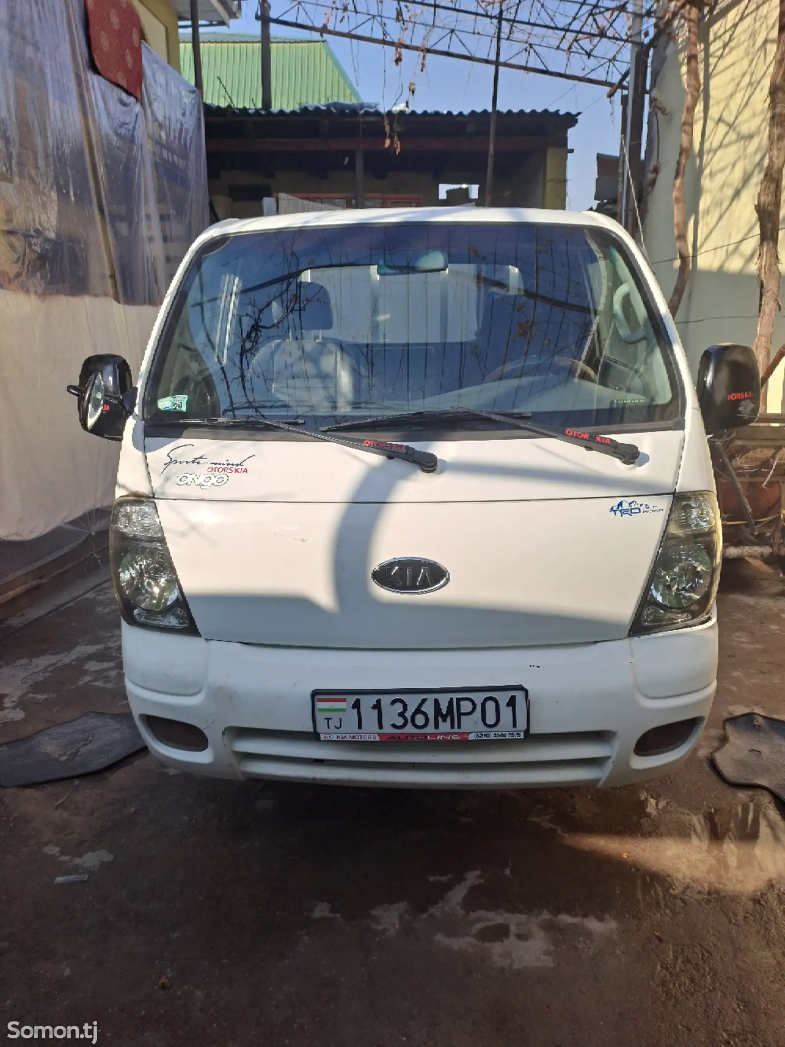 Бортовой автомобиль Hyundai Porter, 2012-1