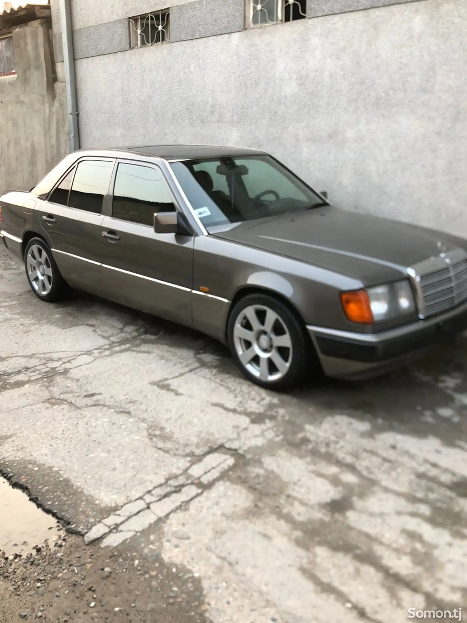 Mercedes-Benz W124, 1992-1