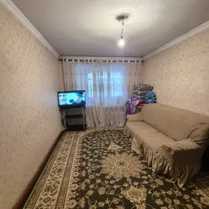 4-комн. квартира, 5 этаж, 80 м², 102мкр