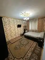 2-комн. квартира, 1 этаж, 60м², 28мкр-2