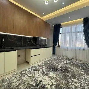 3-комн. квартира, 8 этаж, 103 м², 102 мкр бывший ресторан Точ