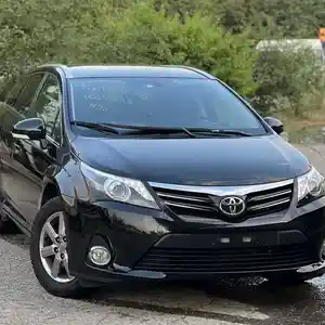 Toyota Avensis, 2014