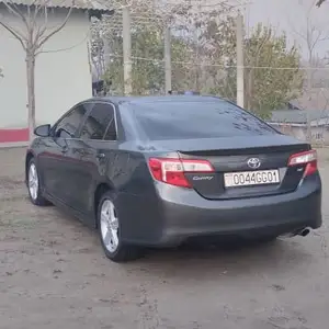 Toyota Camry, 2013