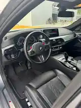 BMW 5 series, 2018-15