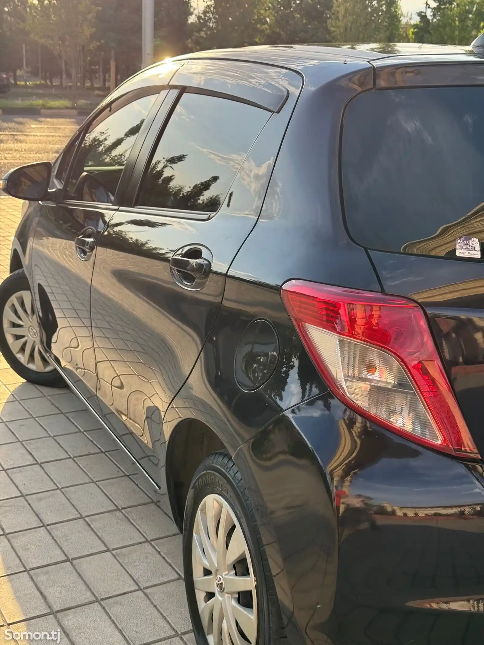 Toyota Vitz, 2013-4