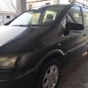 Opel Zafira, 1999