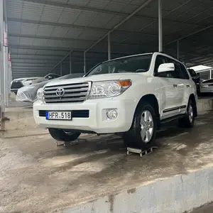 Toyota Land Cruiser, 2015