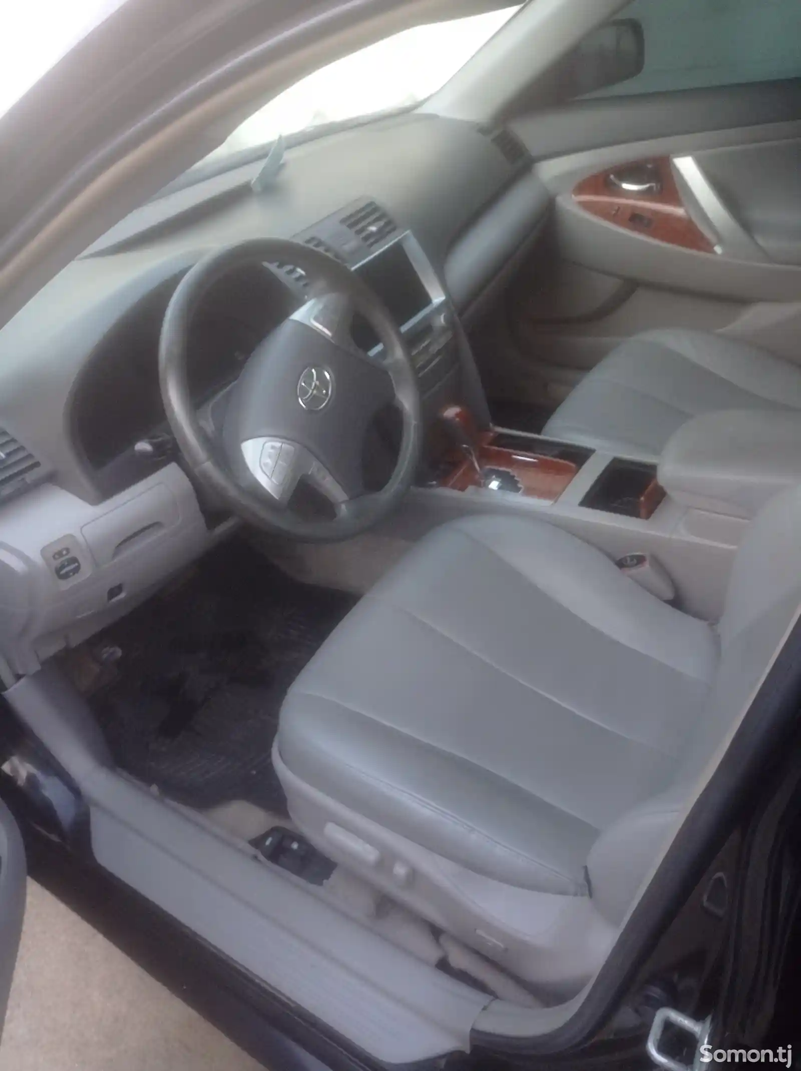 Toyota Camry, 2010-4