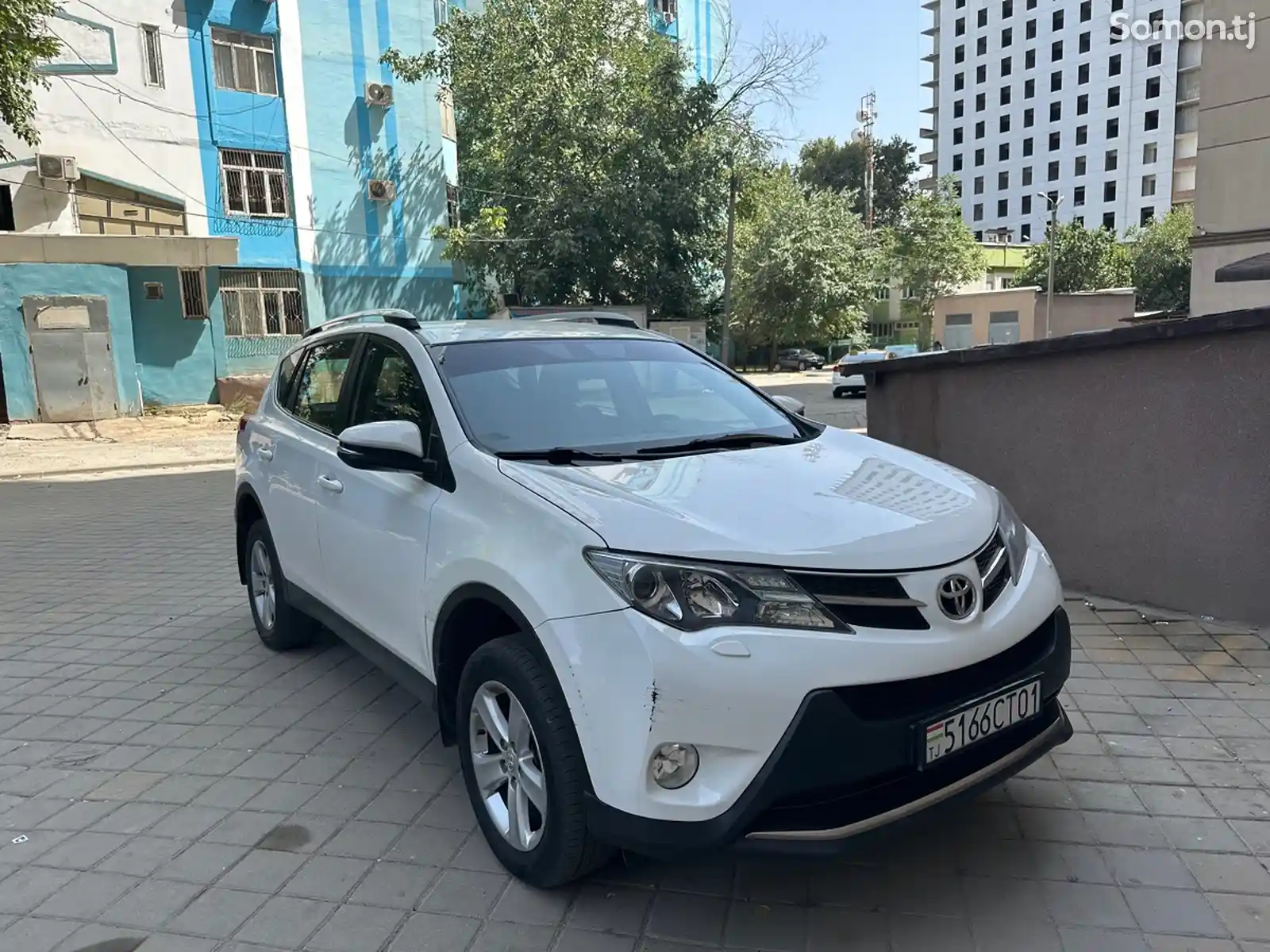 Toyota RAV 4, 2015-5