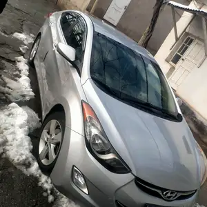 Hyundai Elantra, 2014