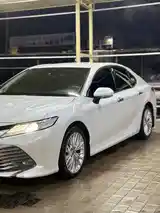 Toyota Camry, 2019-2