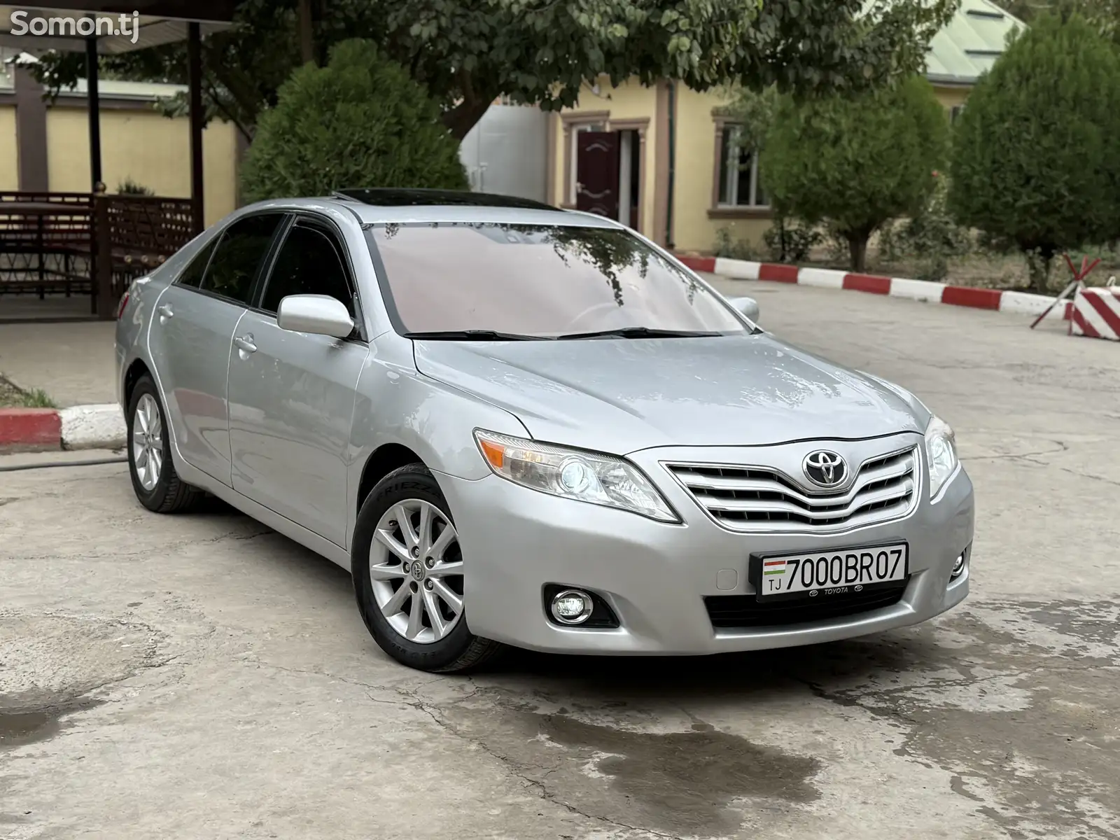 Toyota Camry, 2010-1