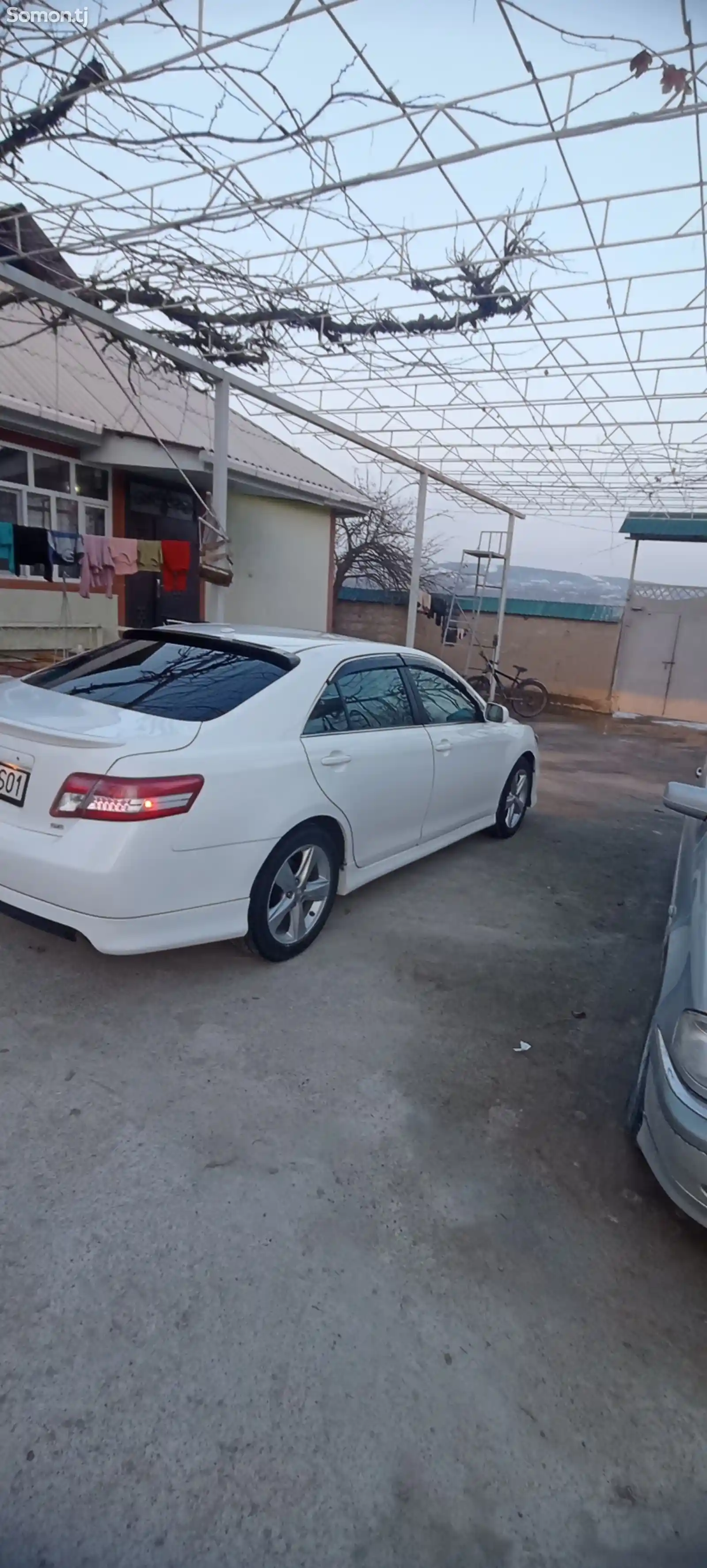 Toyota Camry, 2010-4