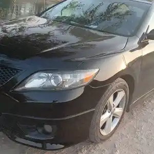 Toyota Camry, 2011