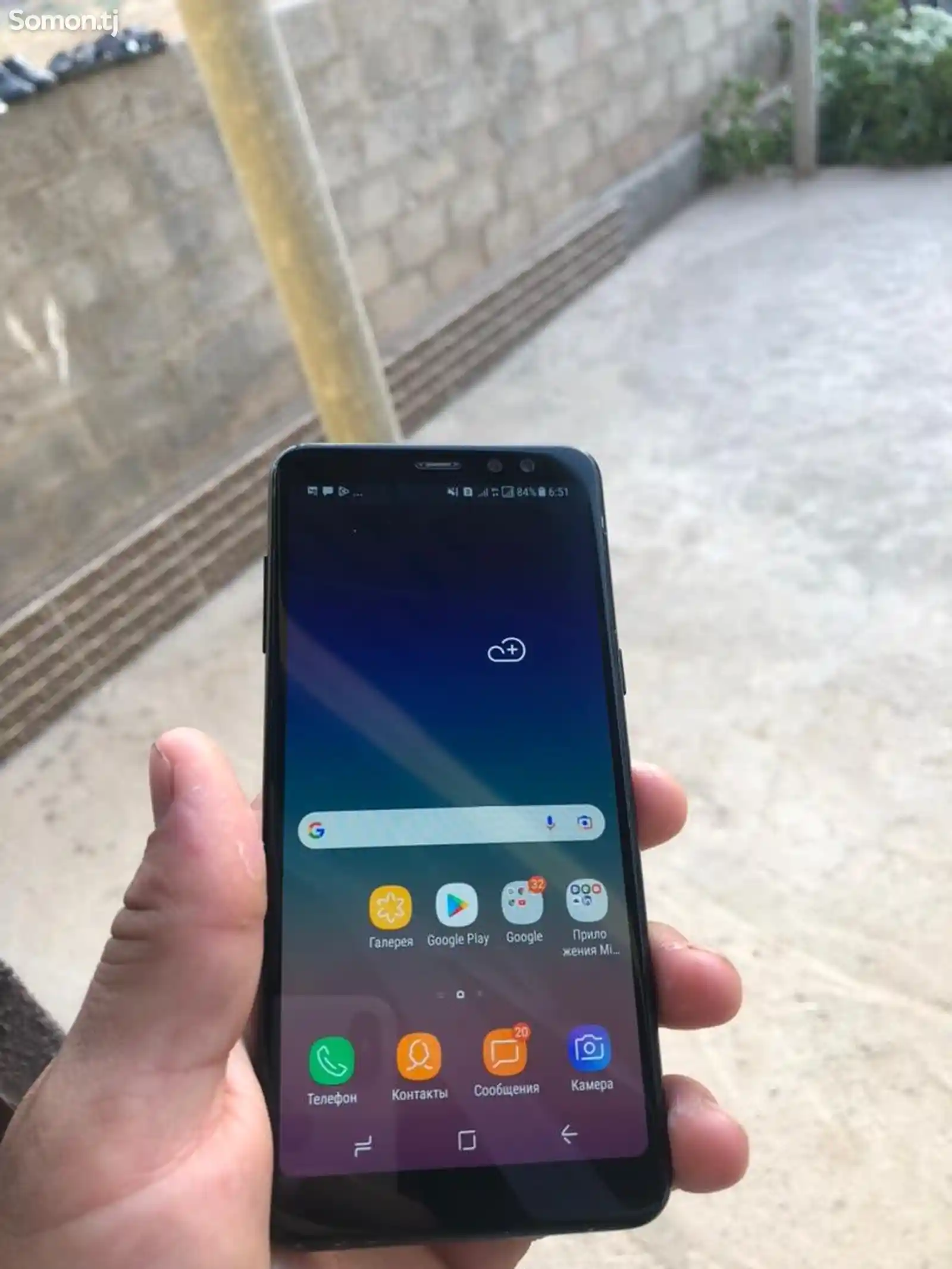 Samsung Galaxy A8-2